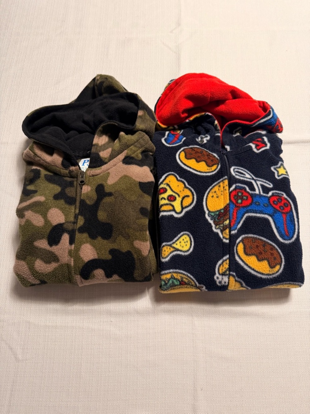 Place Kids Fleece Pajamas - Camo Green & Navy Game Print with Red Hood